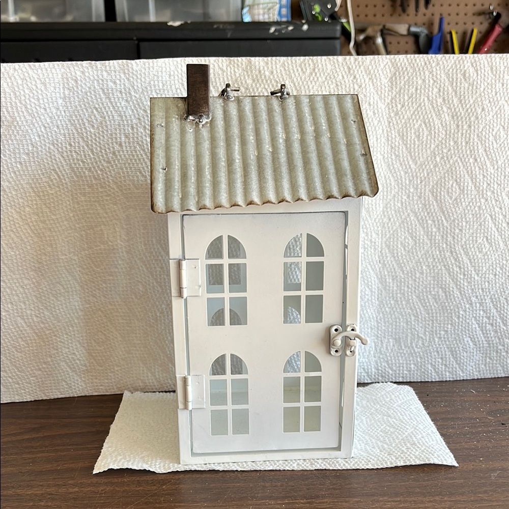 White Metal House Lantern - Picture 2 of 10